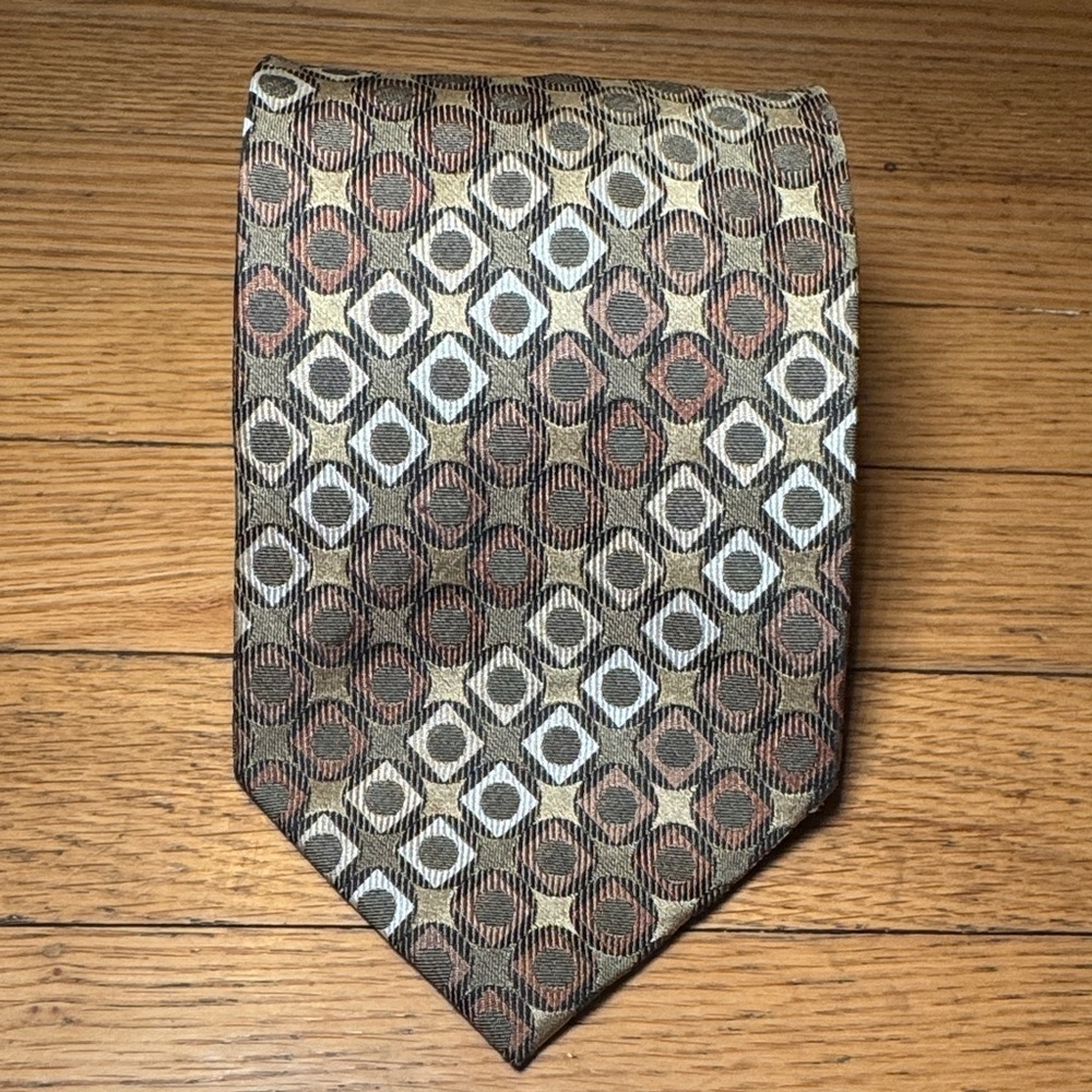 Roberto Villini 100% silk handmade tie